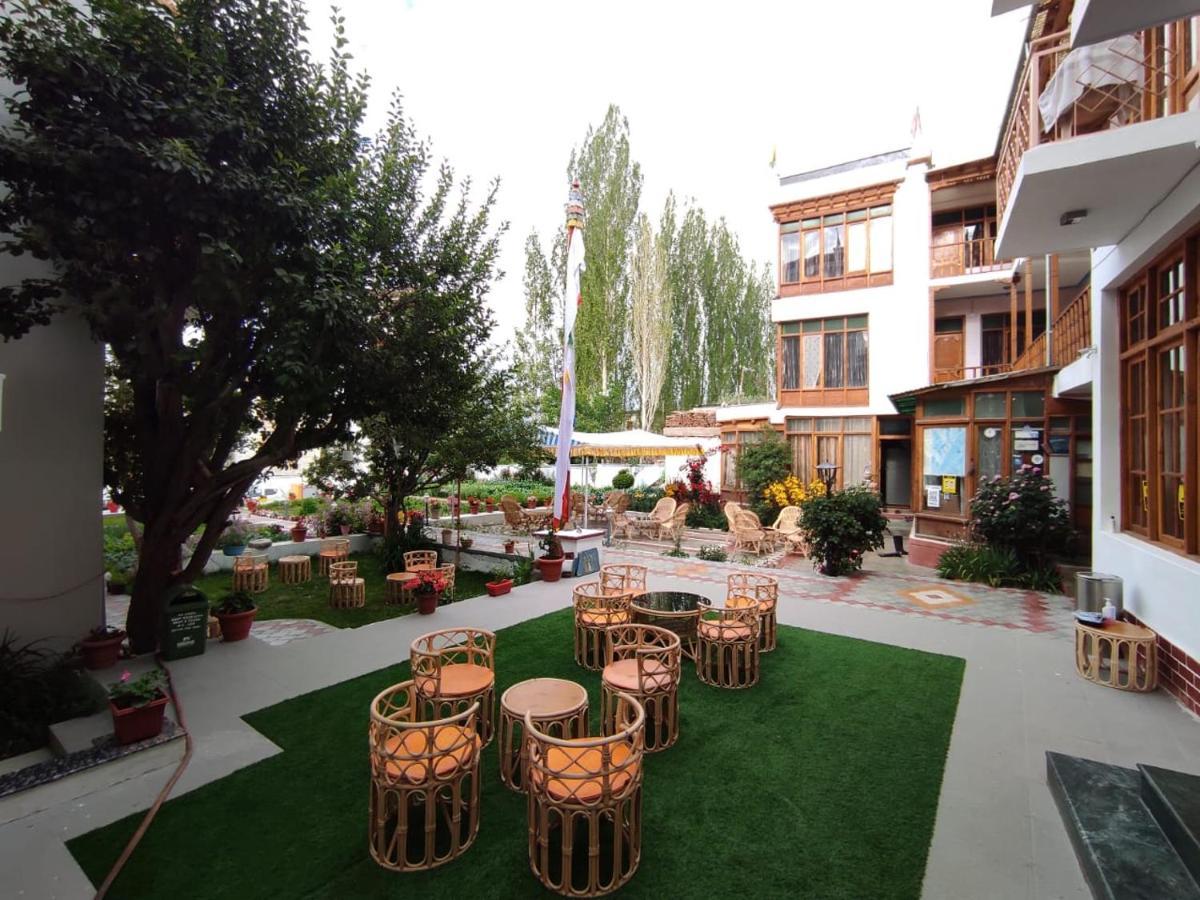 Hotel Jigmet, Leh Exterior foto